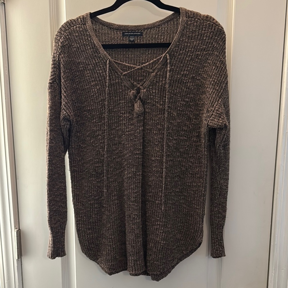 American Eagle Outfitters Brown Crew Neck Sweater with Relaxed Fit